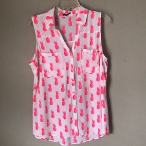 Express Sleeveless button up